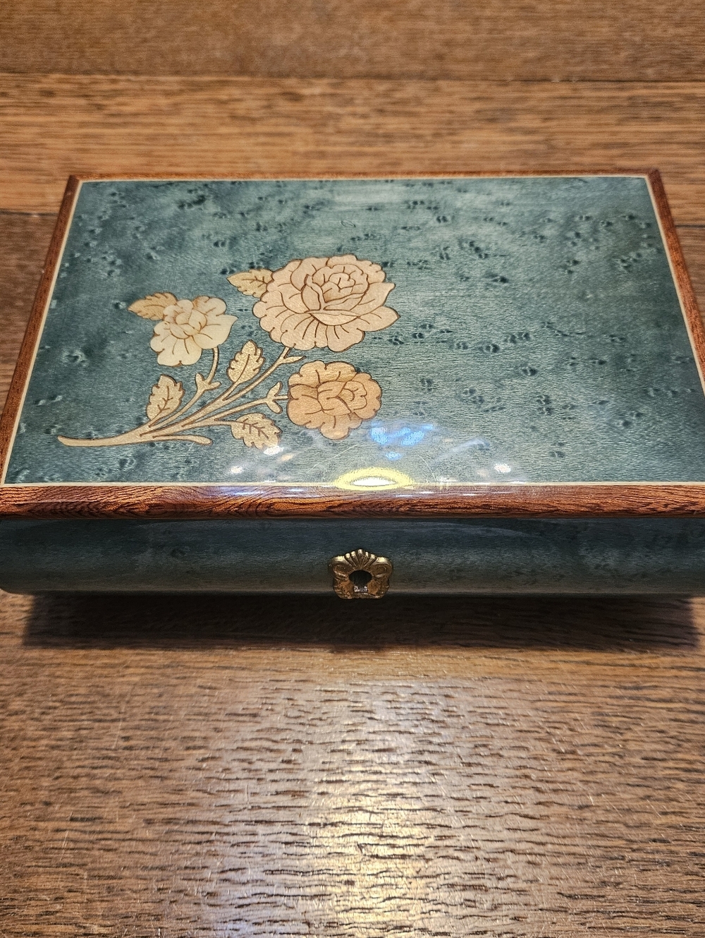 Music/Jewelry Box Swiss Movement